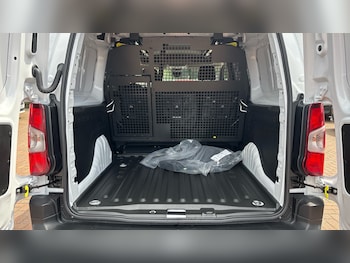 Used Vauxhall Combo 2025 for sale - 75627703: Photo