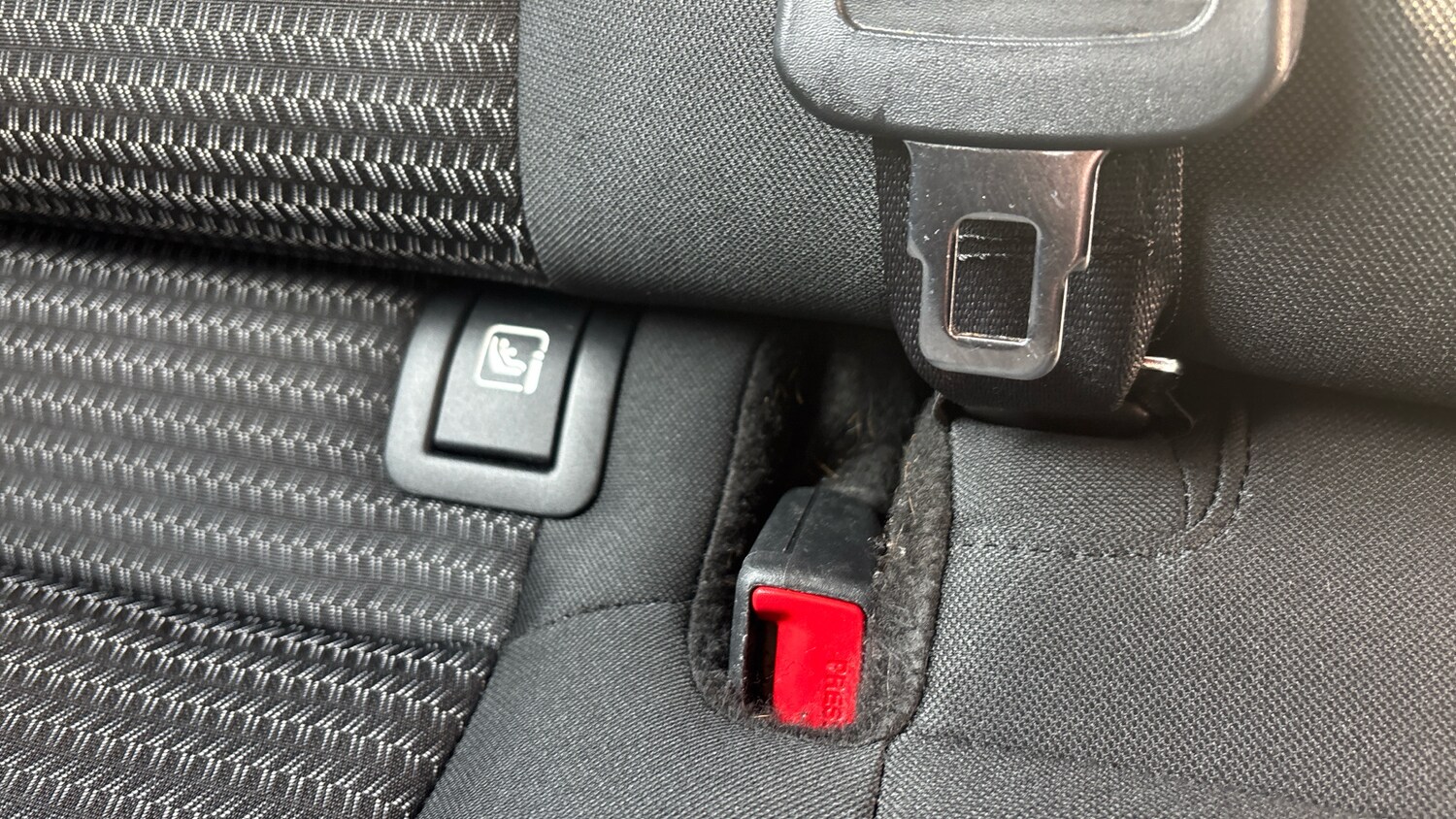 Used Kia XCeed 2022 for sale - 76127109: Photo 17