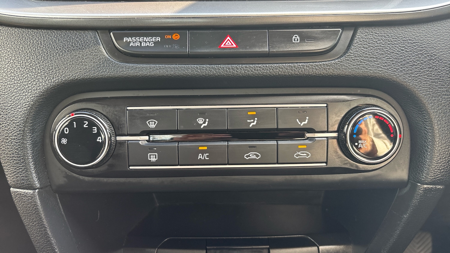 Used Kia XCeed 2022 for sale - 76127109: Photo 26