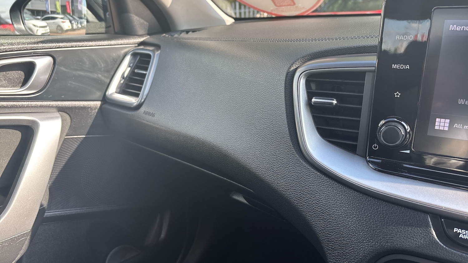 Used Kia XCeed 2022 for sale - 76127109: Photo 31