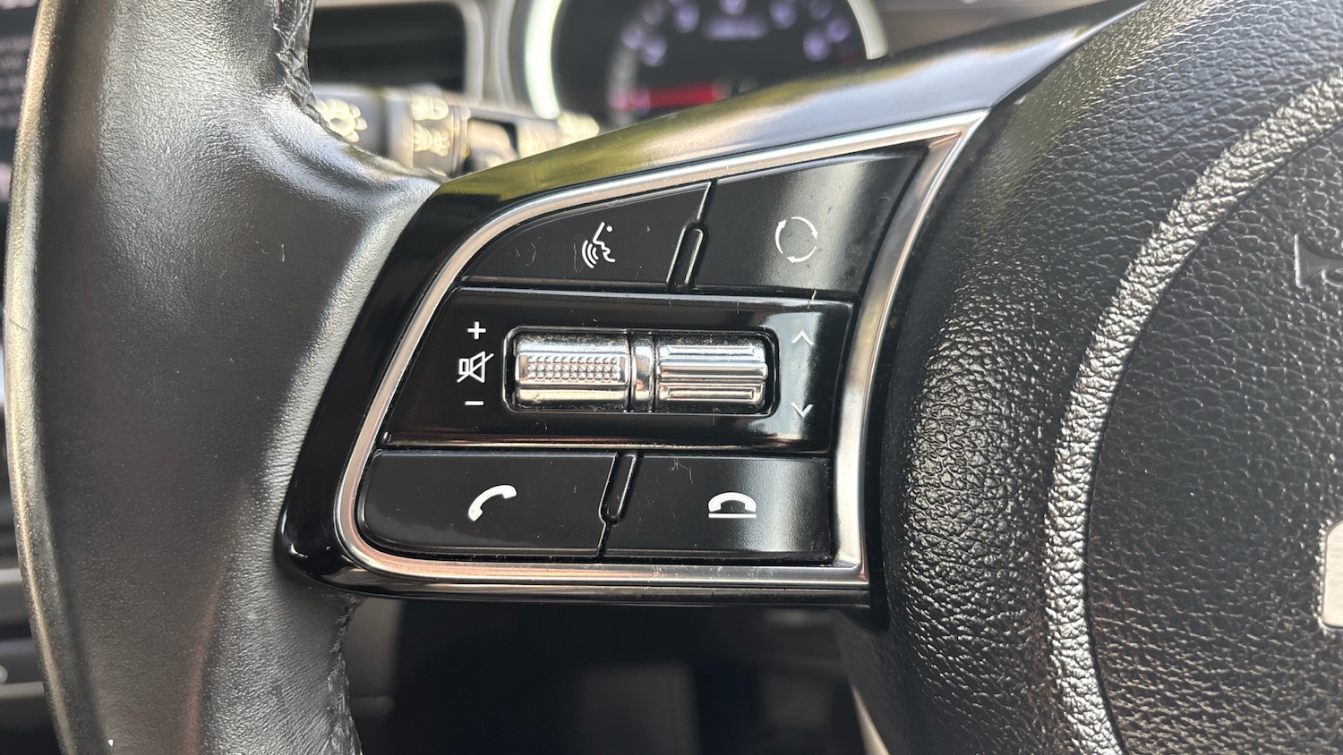 Used Kia XCeed 2022 for sale - 76127109: Photo 32