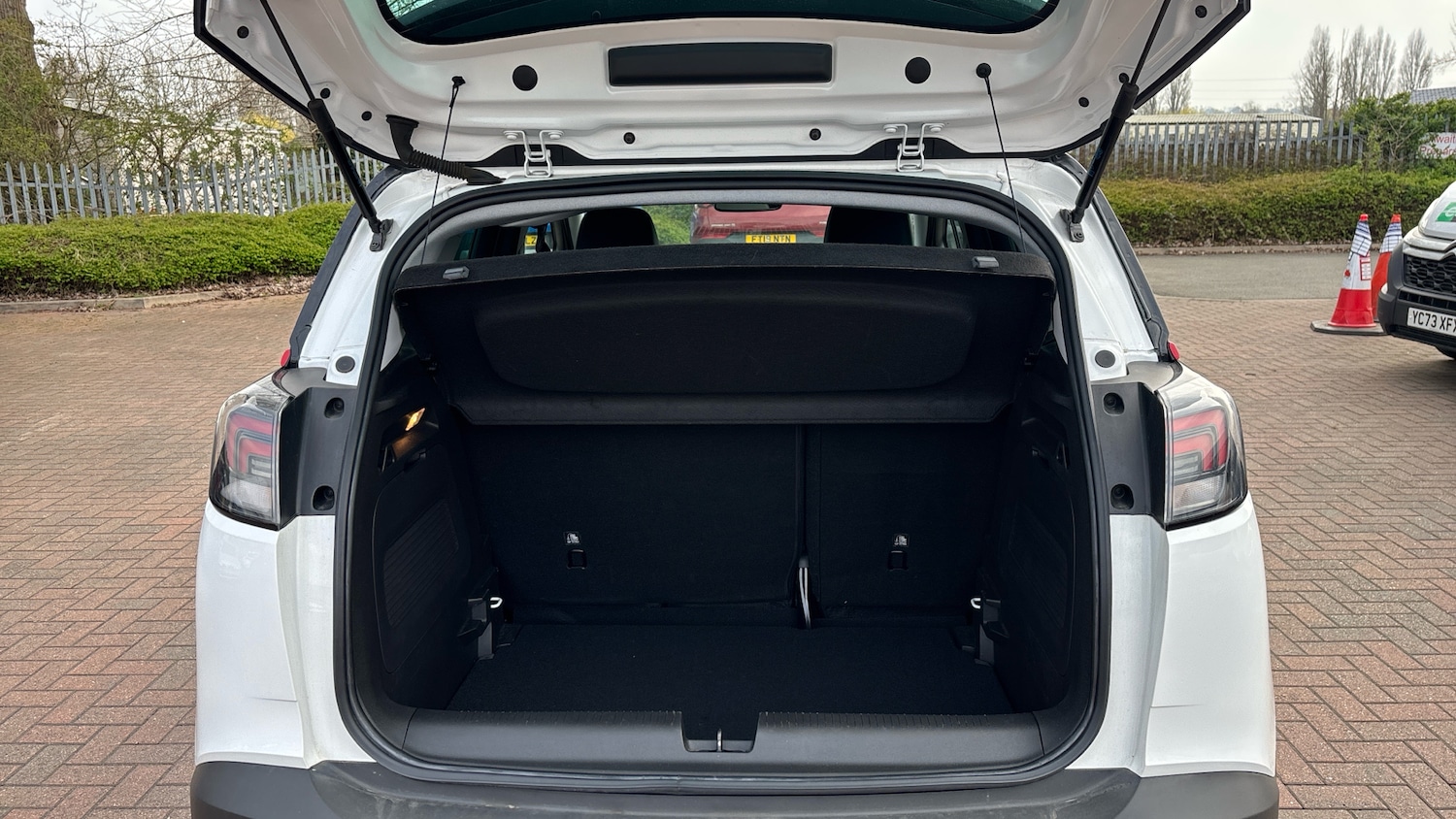 Used Vauxhall Crossland 2022 for sale - 78004270: Photo 4