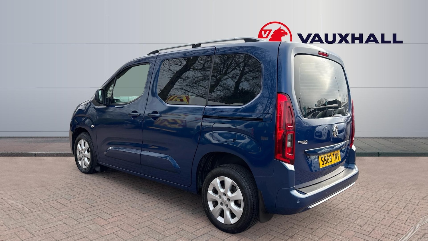 Used Vauxhall Combo Life 2020 for sale - 77778993: Photo 2