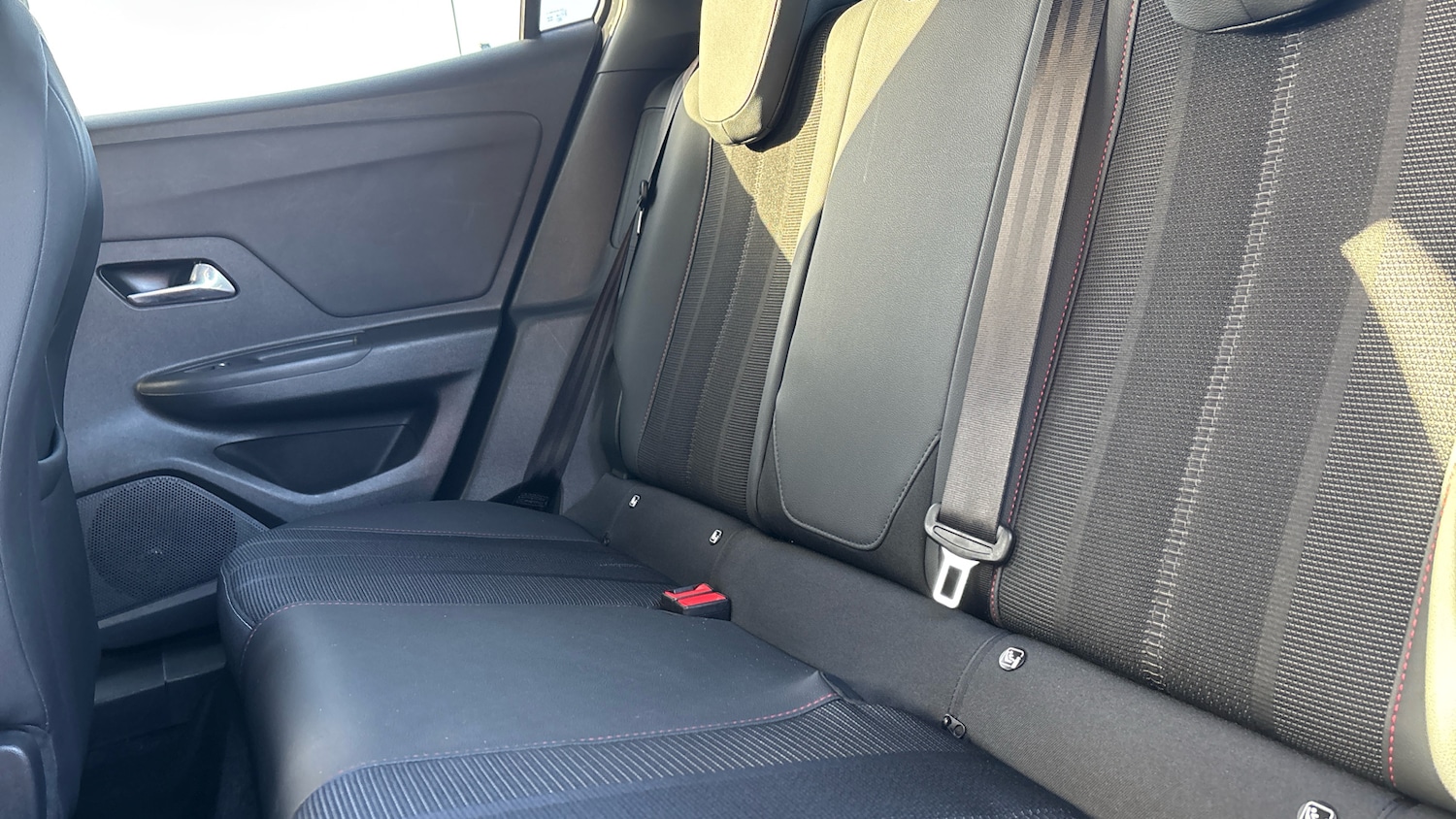 Used Vauxhall Mokka 2022 for sale - 76627883: Photo 16