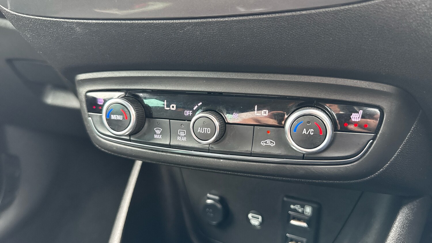 Used Vauxhall Crossland 2021 for sale - 76231611: Photo 27