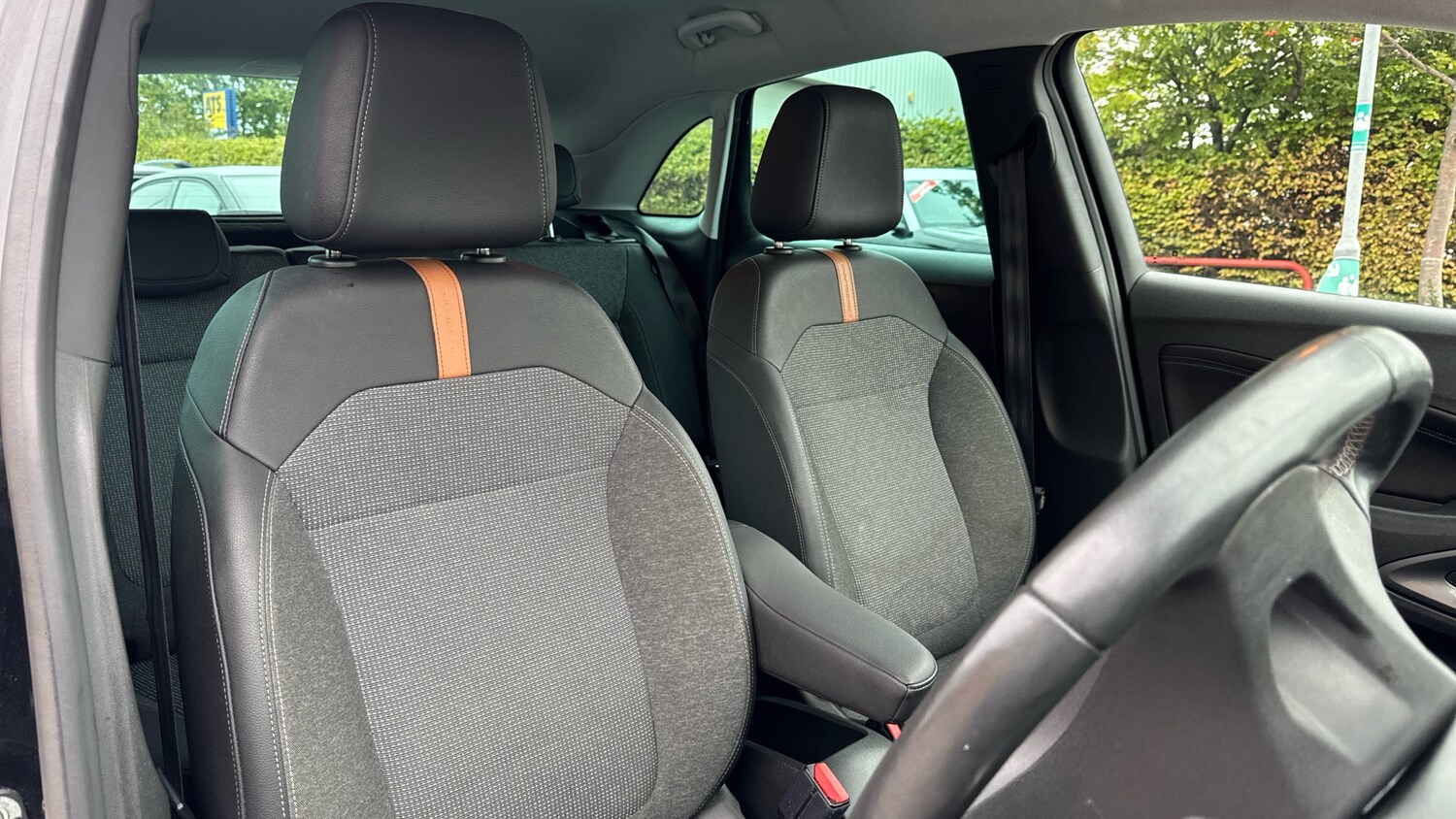 Used Vauxhall Crossland 2021 for sale - 76231611: Photo 8