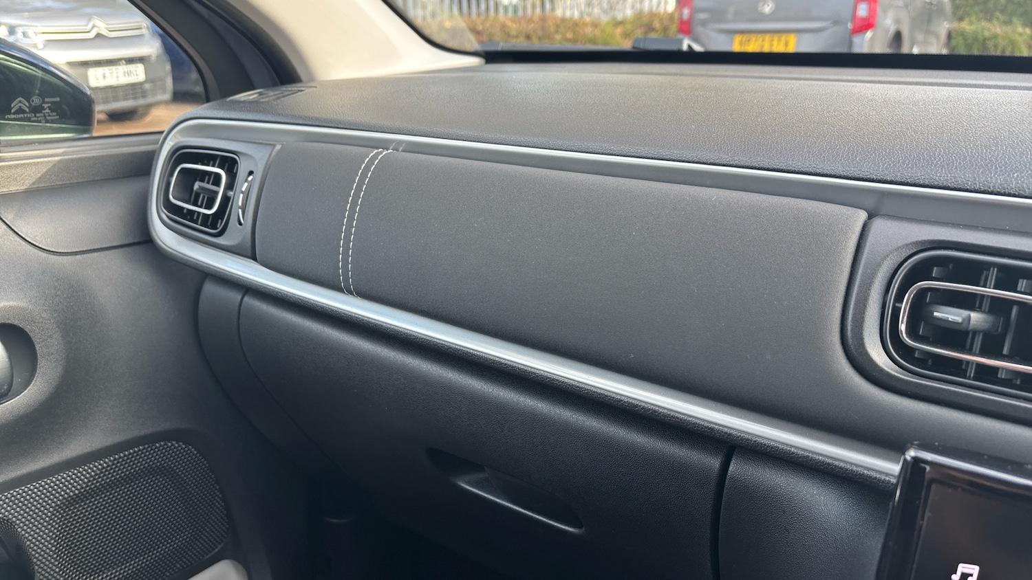 Used Citroen C3 2022 for sale - 76796786: Photo 38