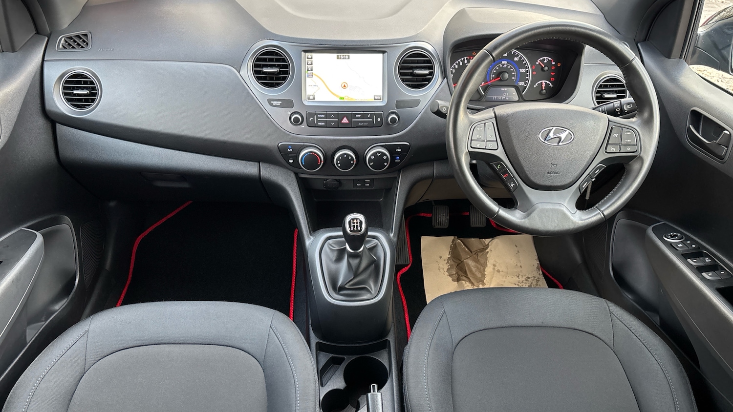 Used Hyundai i10 2018 for sale - 76650935: Photo 10