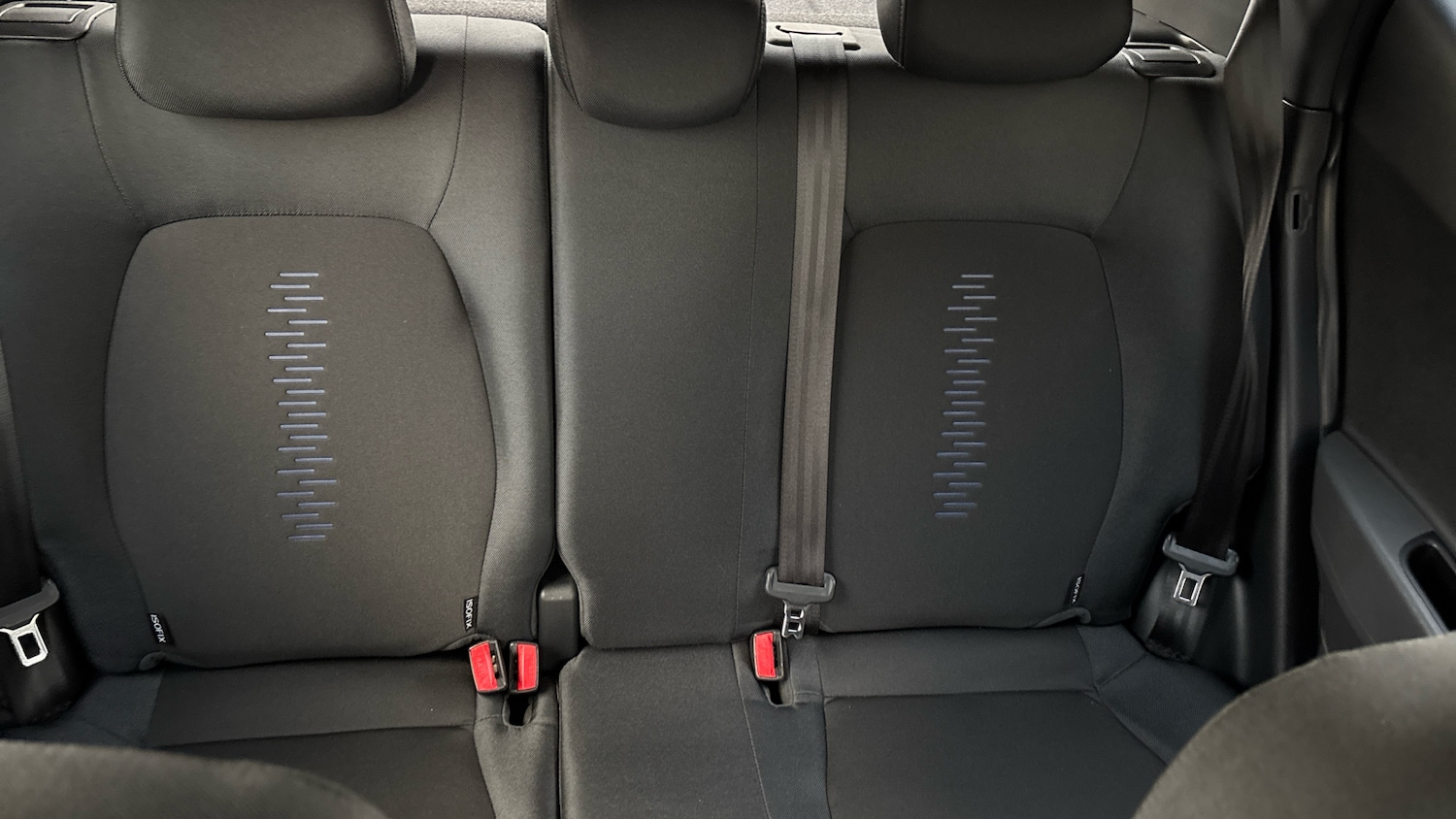 Used Hyundai i10 2018 for sale - 76650935: Photo 15