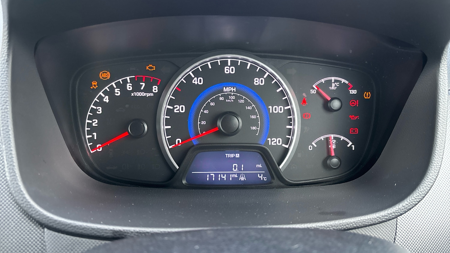 Used Hyundai i10 2018 for sale - 76650935: Photo 18