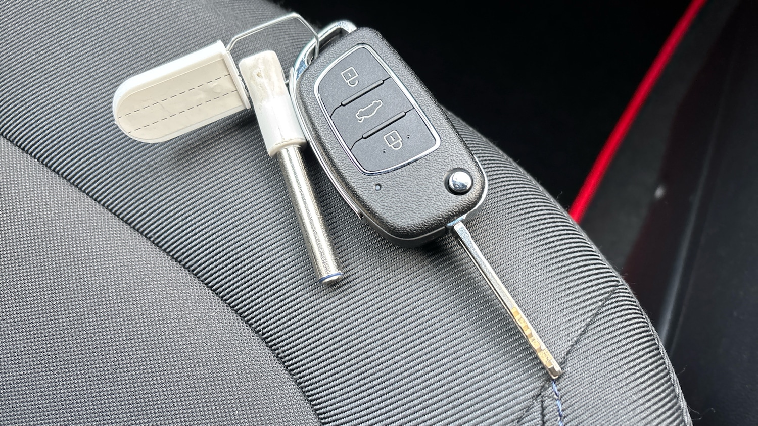 Used Hyundai i10 2018 for sale - 76650935: Photo 20