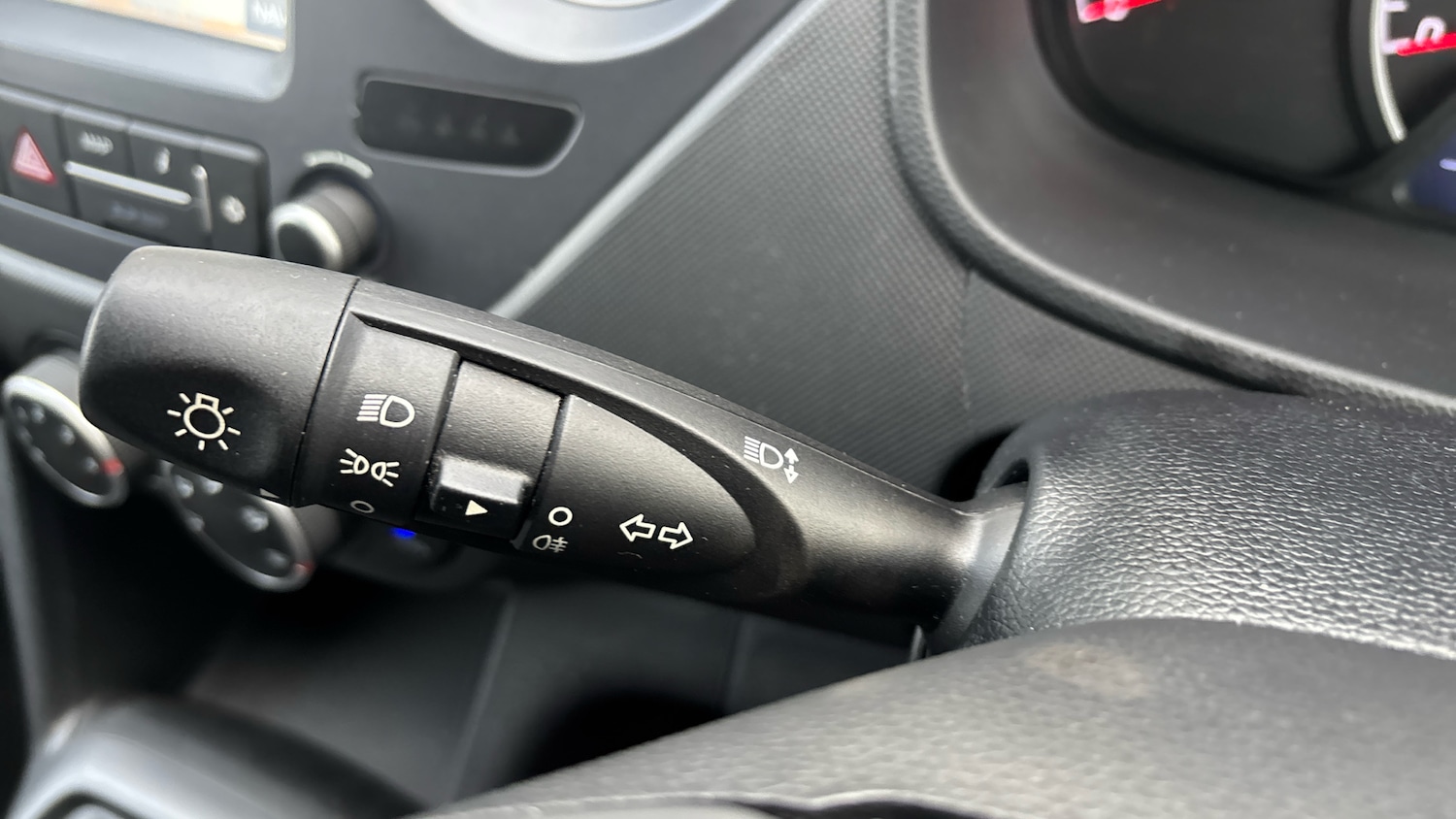 Used Hyundai i10 2018 for sale - 76650935: Photo 29