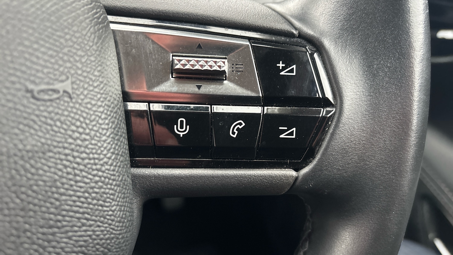 Used DS Automobiles DS 4 2022 for sale - 77416907: Photo 37