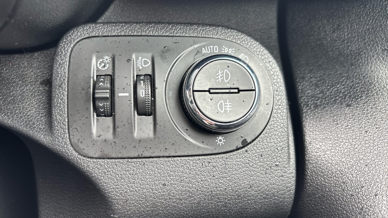 Vehicle 33