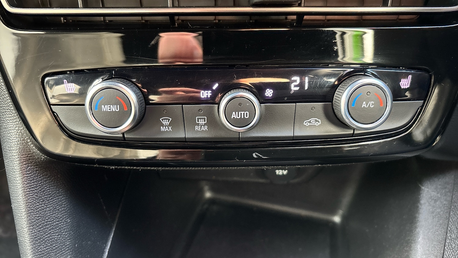 Used Vauxhall Mokka 2022 for sale - 77245453: Photo 28