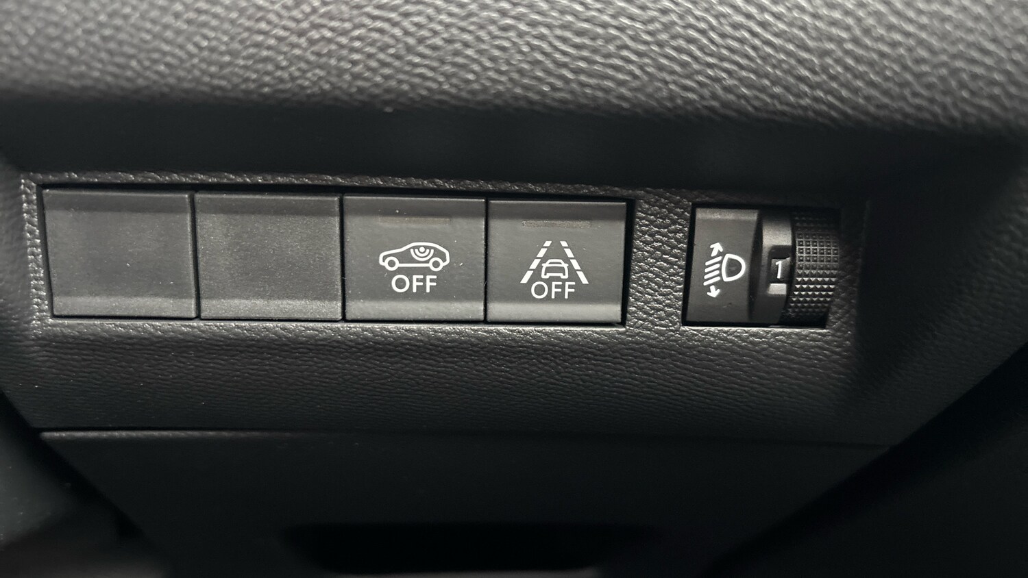 Used Peugeot 208 2024 for sale - 77807015: Photo 38