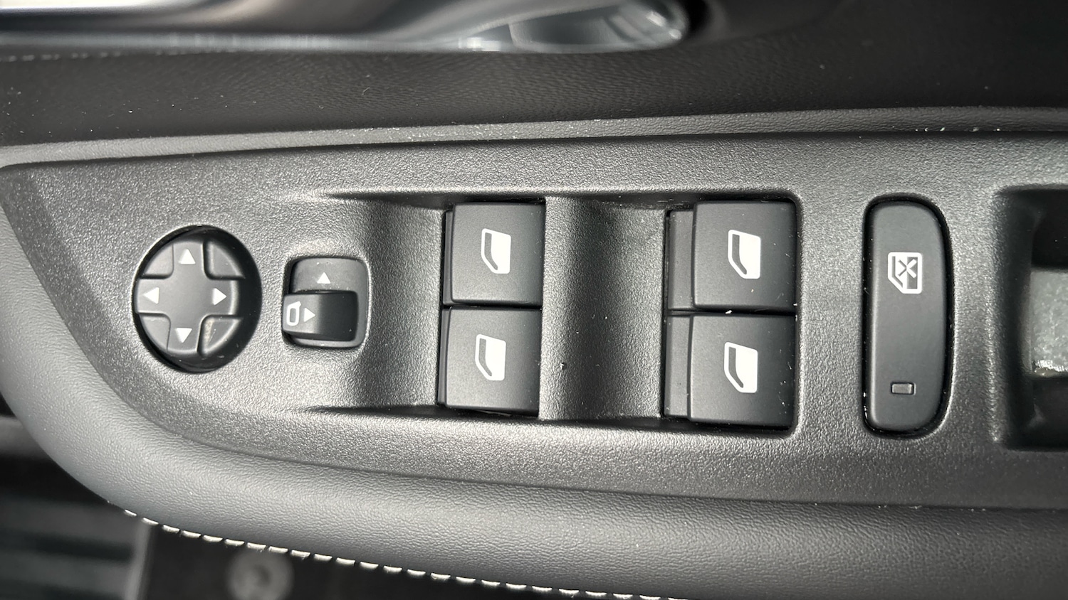 Used Peugeot 208 2024 for sale - 77807015: Photo 39