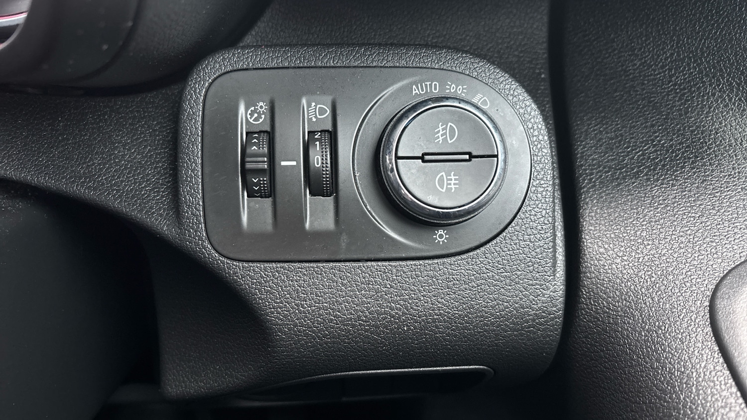 Used Vauxhall Combo Life 2020 for sale - 77224755: Photo 36