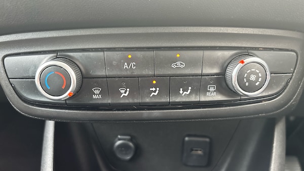 Used Vauxhall Crossland X 2020 for sale - 76181919: Photo 23