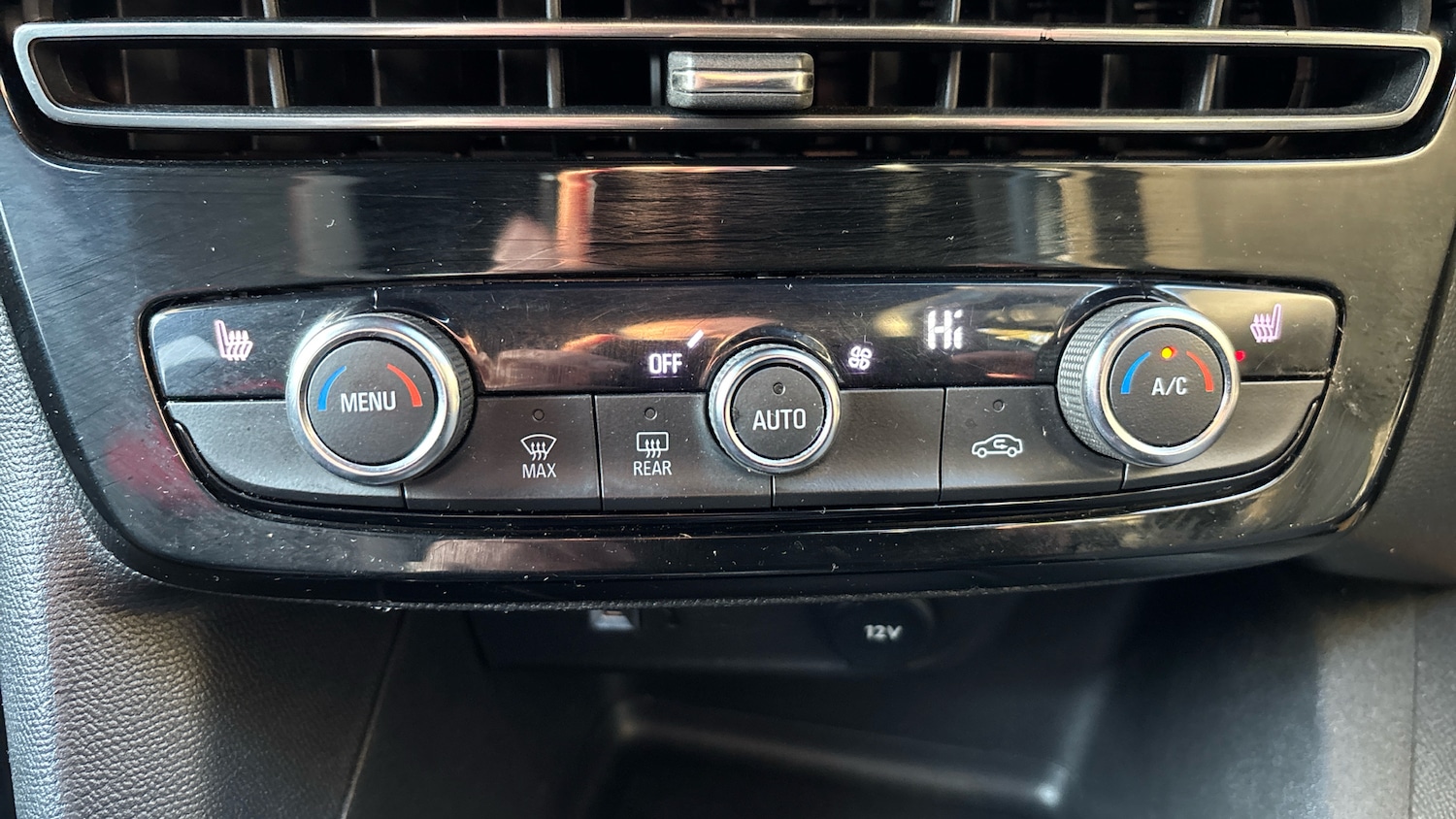 Used Vauxhall Mokka 2023 for sale - 76891981: Photo 30