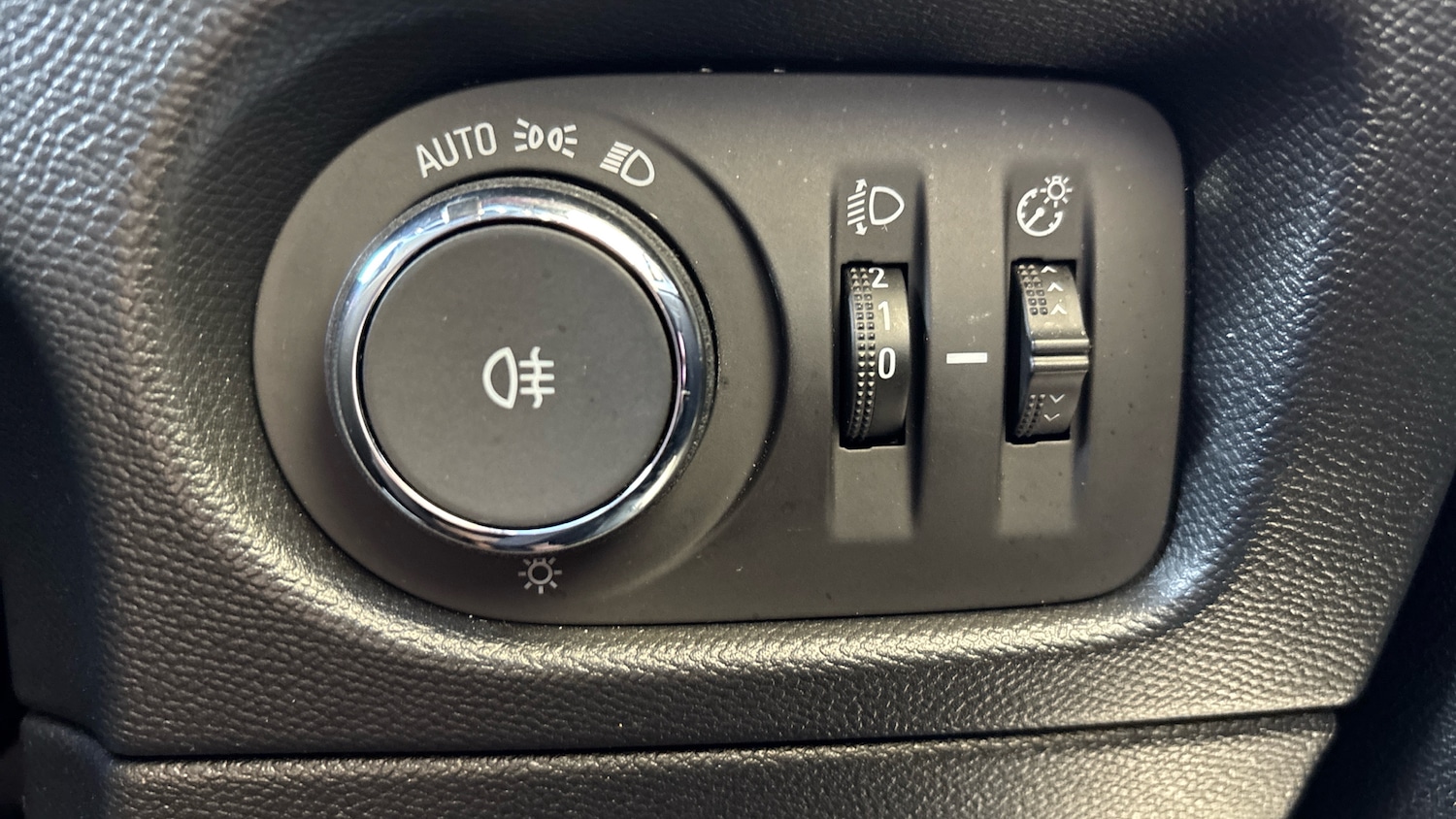 Used Vauxhall Mokka 2023 for sale - 76891981: Photo 38