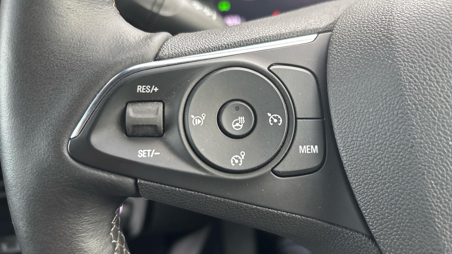 Used Vauxhall Mokka 2023 for sale - 76477173: Photo 36