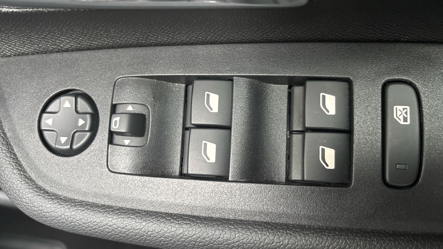 Used Vauxhall Mokka 2023 for sale - 76477173: Photo 42