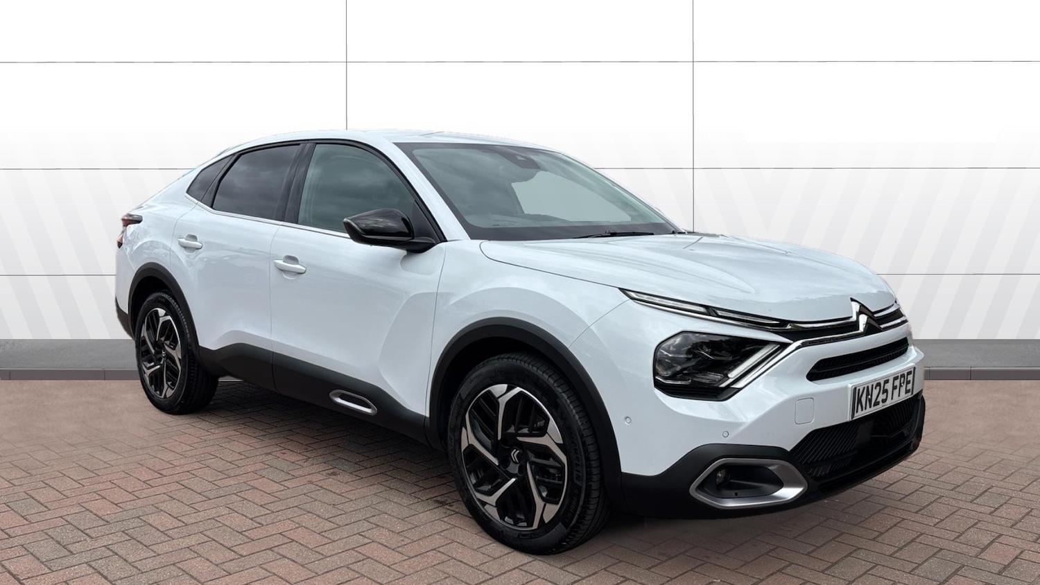 Used Citroen C4 2025 for sale - 76382573: Photo 1