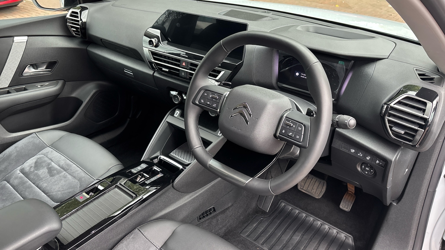 Used Citroen C4 2025 for sale - 76382573: Photo 11