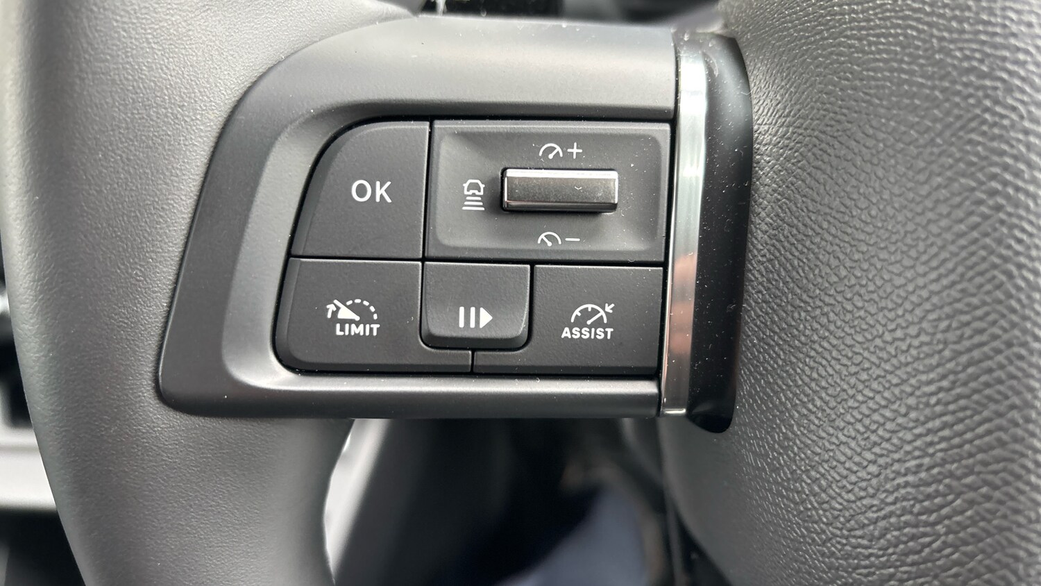 Used Citroen C4 2025 for sale - 76382573: Photo 32