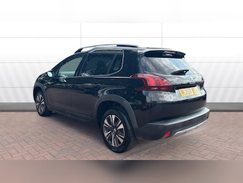 Used Peugeot 2008 2018 for sale - 79352919: Photo
