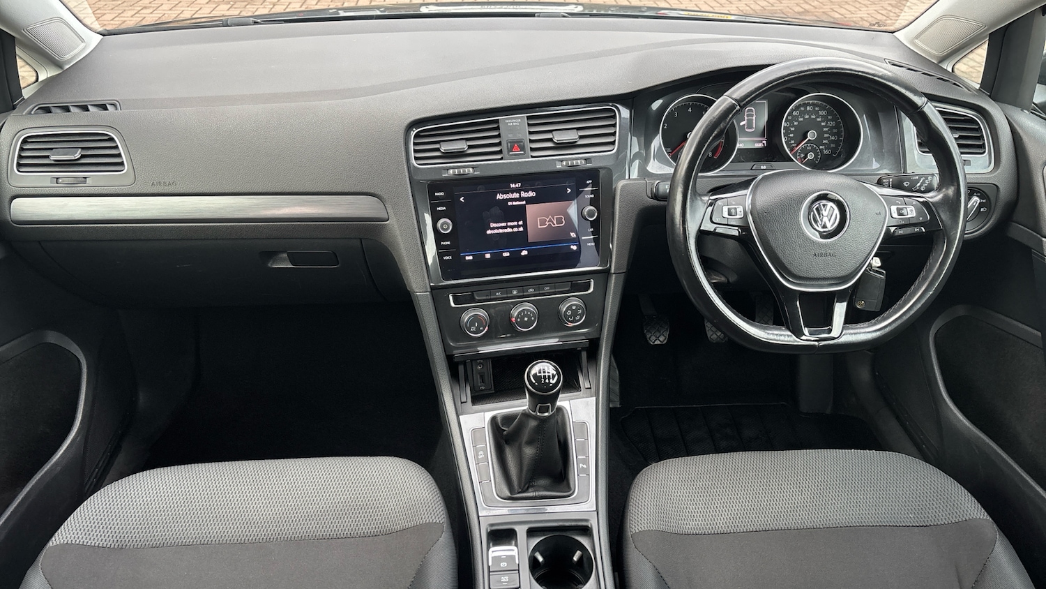 Used Volkswagen Golf 2018 for sale - 77530165: Photo 10