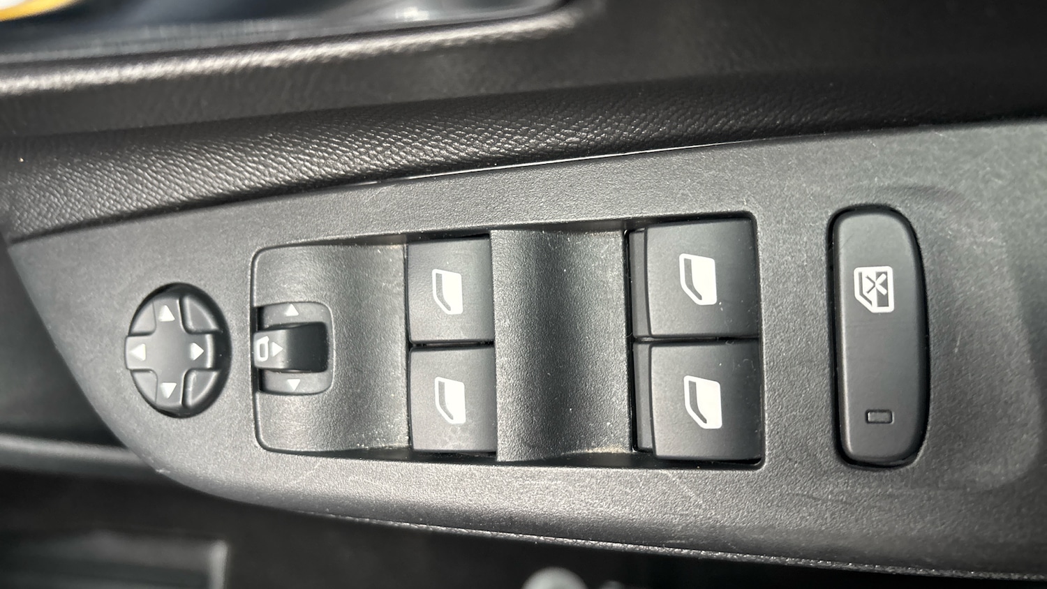 Used Vauxhall Corsa 2023 for sale - 77114077: Photo 40