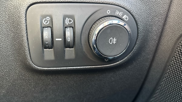 Used Vauxhall ADAM 2018 for sale - 76205450: Photo 31