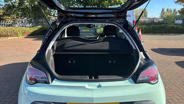 Used Vauxhall ADAM 2018 for sale - 76205450: Photo 4