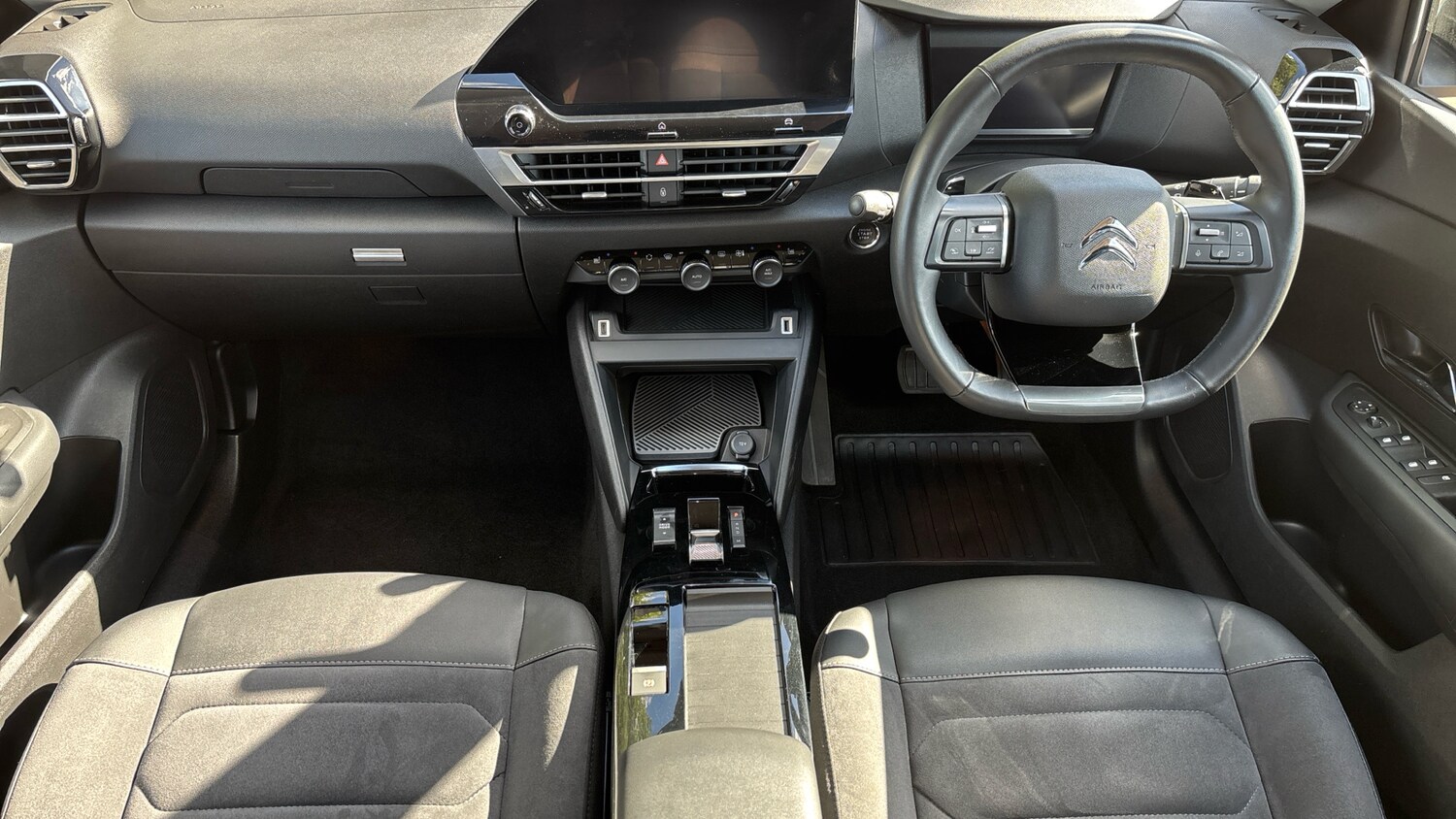 Used Citroen C4 2023 for sale - 76077085: Photo 10
