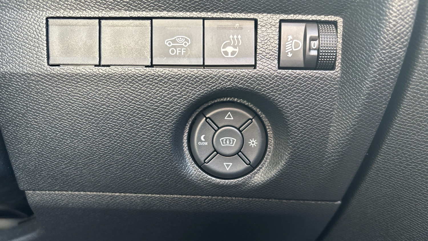 Used Citroen C4 2023 for sale - 76077085: Photo 40