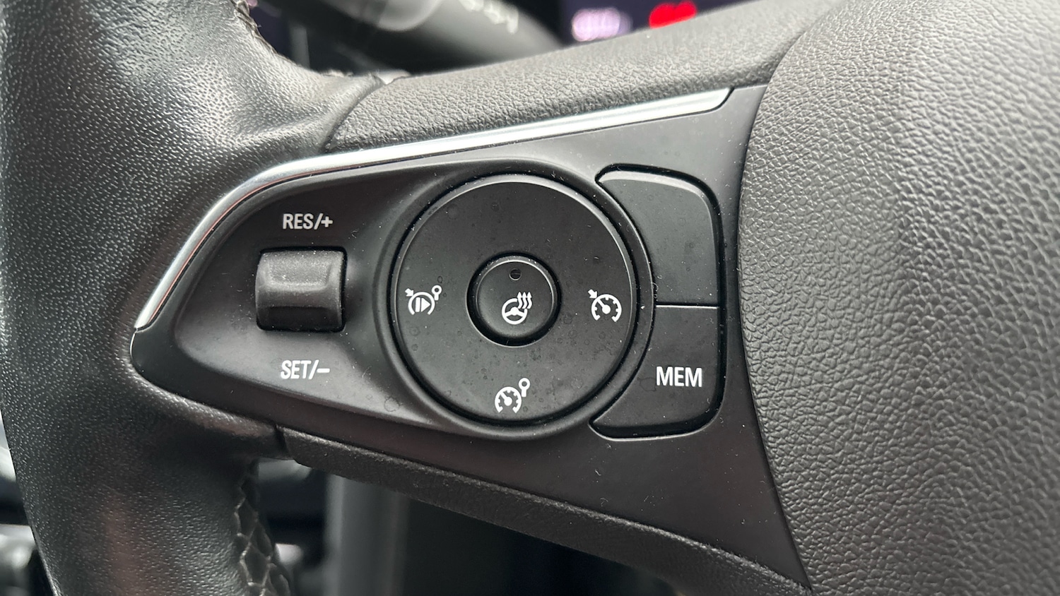 Used Vauxhall Grandland 2022 for sale - 77298180: Photo 34