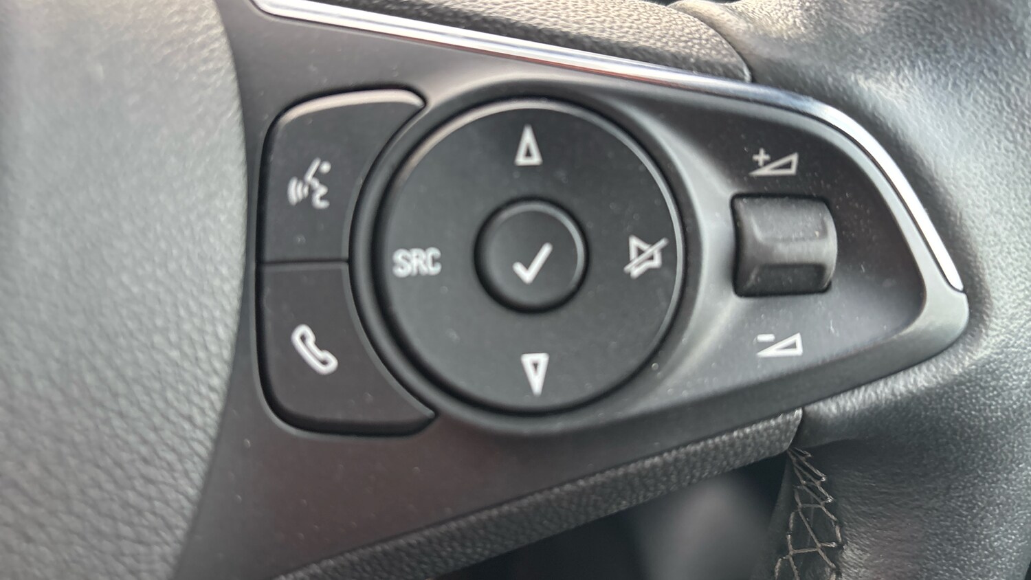 Used Vauxhall Mokka 2022 for sale - 77198766: Photo 35