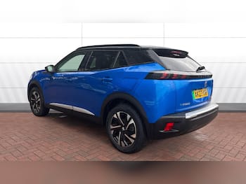Used Peugeot 2008 2023 for sale - 79661102: Photo