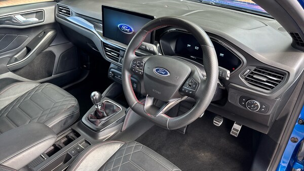 Used Ford Focus 2023 for sale - 76076218: Photo 11