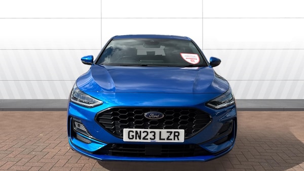 Used Ford Focus 2023 for sale - 76076218: Photo 3