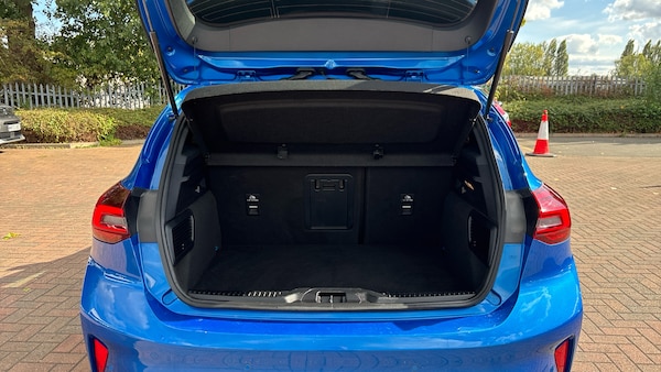 Used Ford Focus 2023 for sale - 76076218: Photo 4