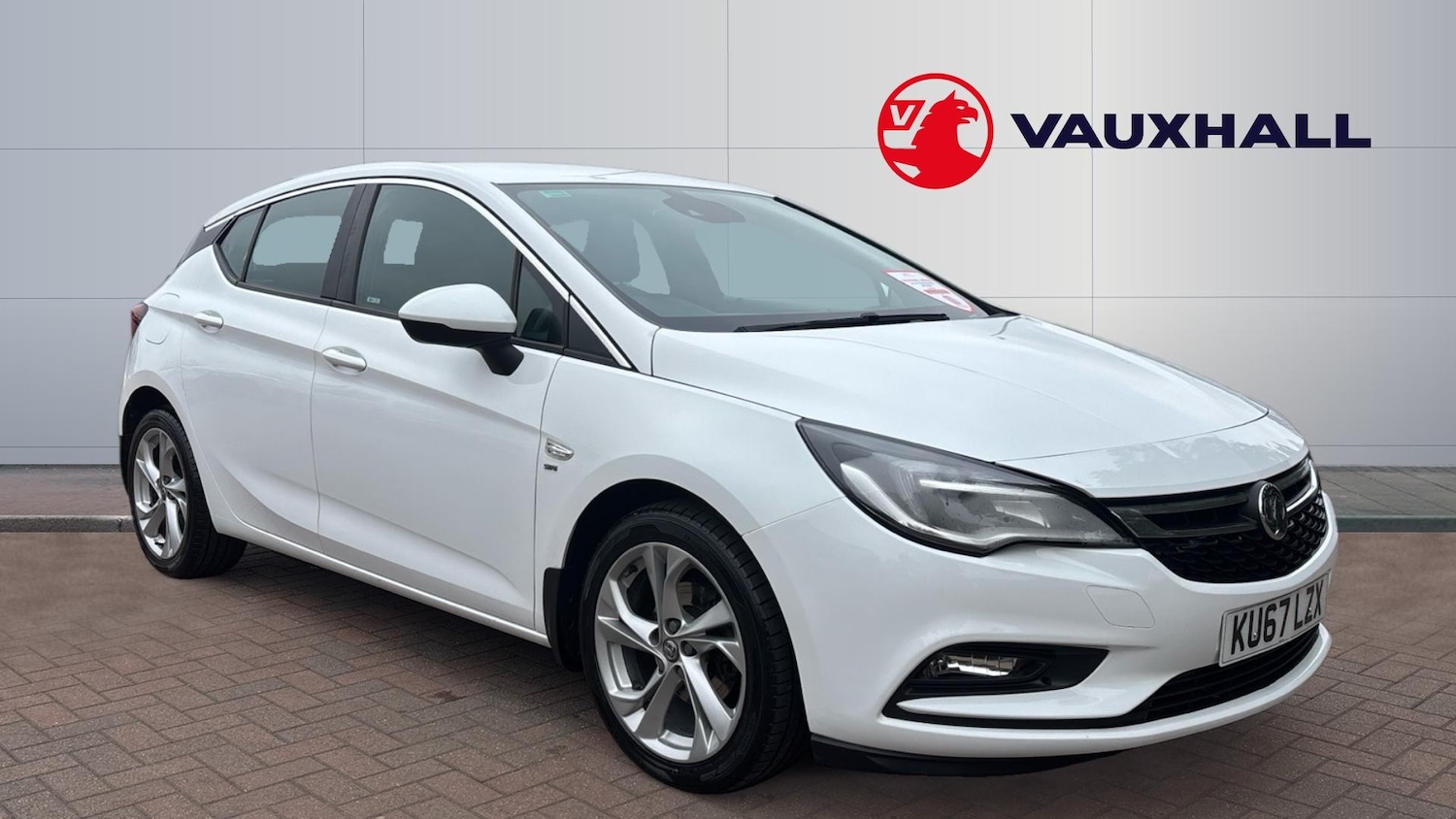 Used Vauxhall Astra 2017 for sale - 76451819: Photo 1