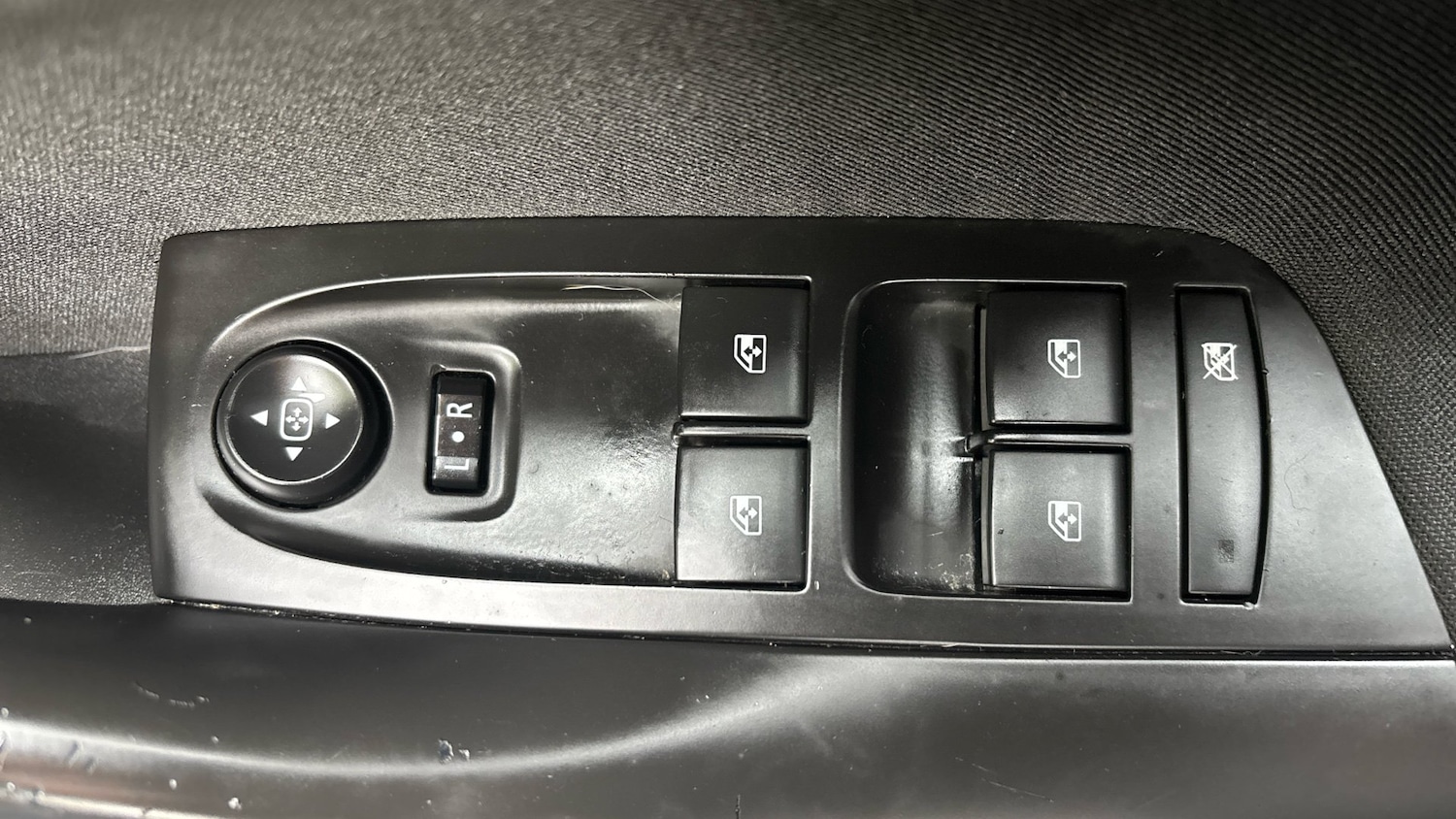 Used Vauxhall Astra 2017 for sale - 76451819: Photo 34