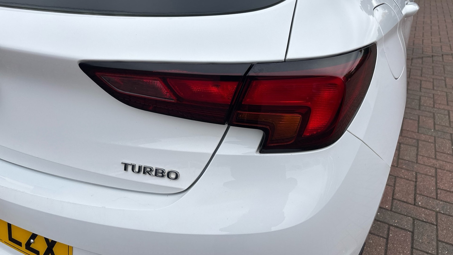 Used Vauxhall Astra 2017 for sale - 76451819: Photo 42