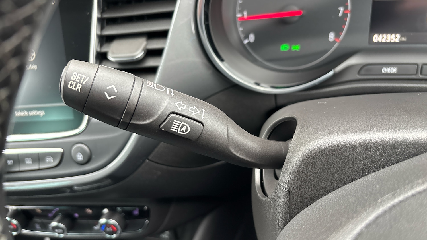 Used Vauxhall Crossland 2021 for sale - 76404451: Photo 34