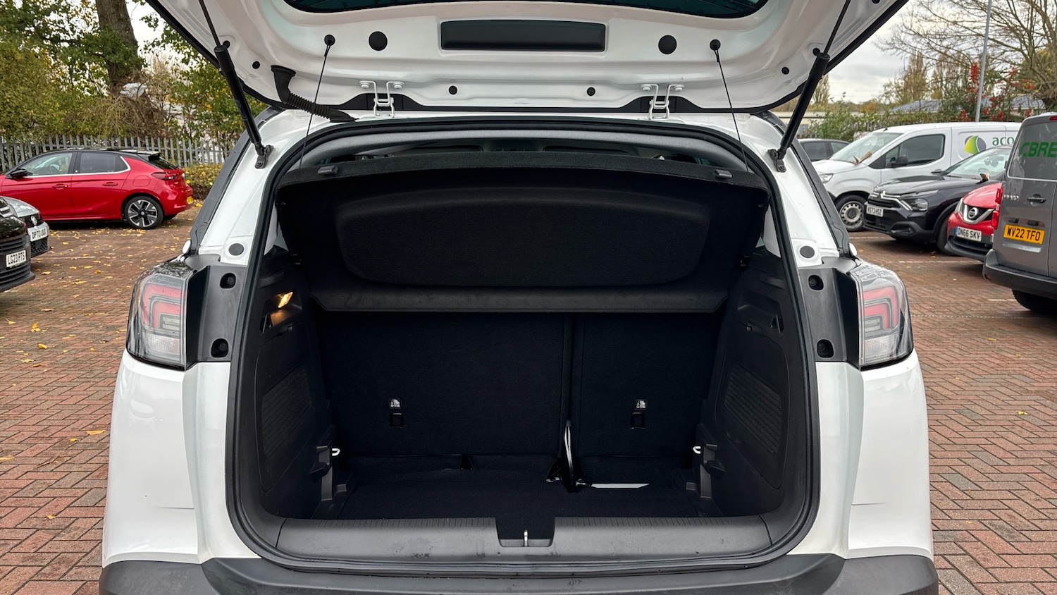 Used Vauxhall Crossland 2021 for sale - 76404451: Photo 4