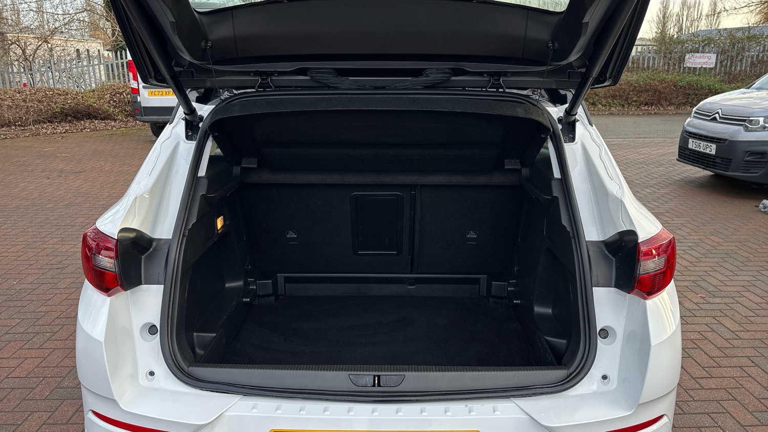 Used Vauxhall Grandland 2024 for sale - 77208173: Photo 4