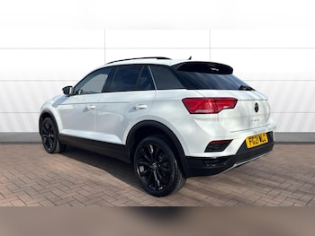 Used Volkswagen T-Roc 2021 for sale - 77701225: Photo